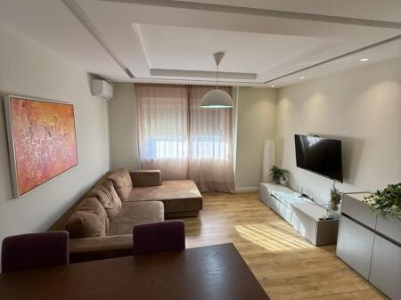 Apartament 2+1 Qera ne Bllok