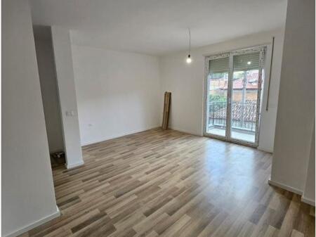 MONOLOCALE IN VENDITA VICINO AL MERCATO ELETTRICO! 95.000 €
