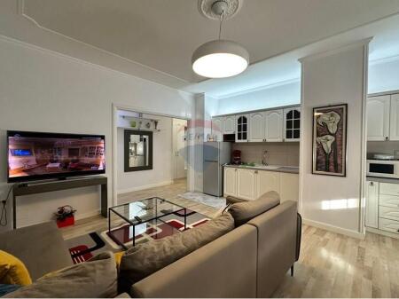 Apartament me qira 2+1+2 – Zogu i Zi