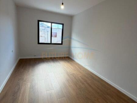 Shitet, Apartament 2+1, Rruga e Shefqet Kuka, Fresk, Tirane.