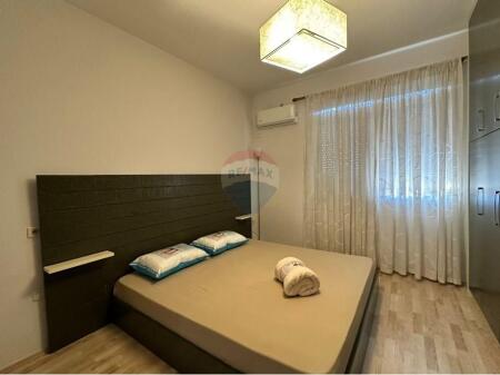 Apartament me qira 2+1+2