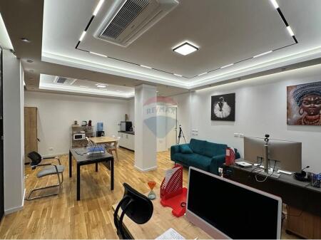 Ufficio in affitto al Lake View Residence