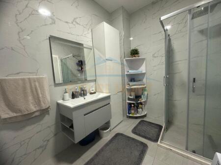 Shitet, Apartament 2+1, Jordan Misja, Tiranë.