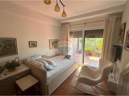 Duplex - Me qira -Liqeni i Thate