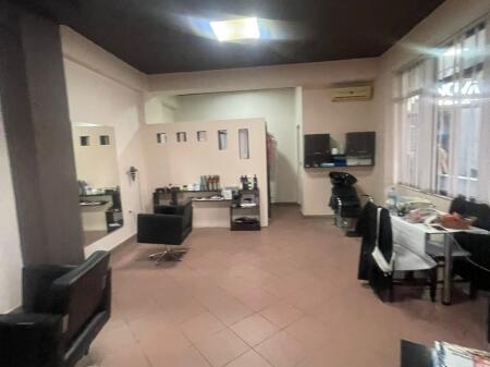 AFFITTO – Locale Commerciale, Via Elbasani
