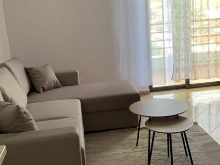 2+1 for rent at Galeria, Yzberisht