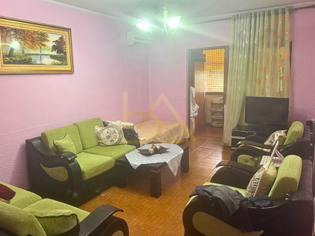 Shitet Apartament – Golem, Kavajë