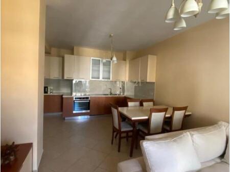 Affittasi Appartamento 2+1+2 – Zogu i Zi 600 € /Mese