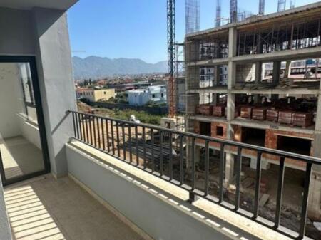 Vendesi in vendita appartamento 1+1 Mehillaj, Kamez