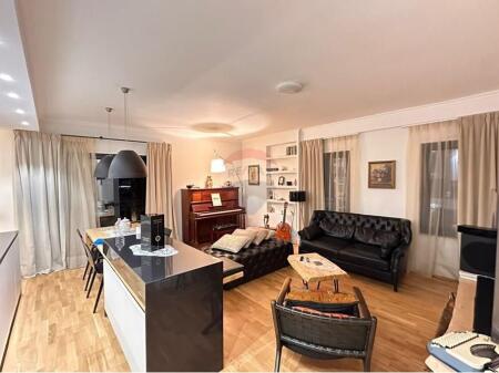 Apartment for rent at Zogu I Boulevard
