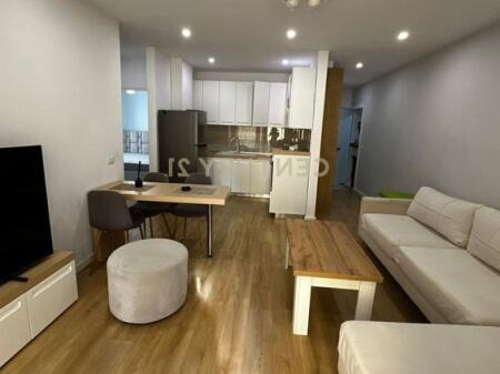 Apartament me qira 2+1+2+2P , prane Hotel Radisson
