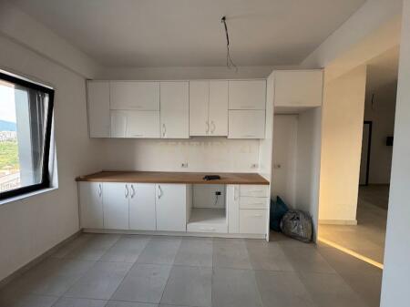 SHESIM APARTAMENT 2+1 TEK REZIDENCA KODRA E DIELLIT !