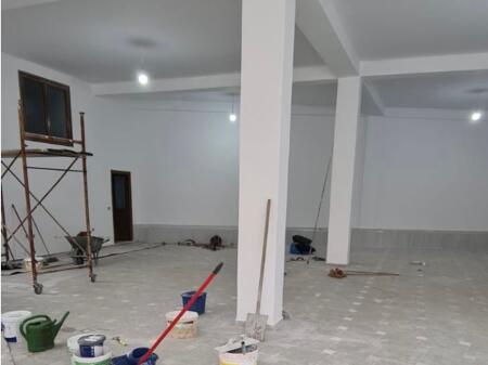 Locale commerciale in affitto vicino a Univers City