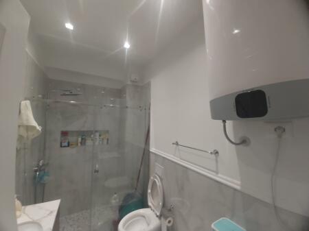 Apartament 2+1+post parkimi te Tirana Golden Park