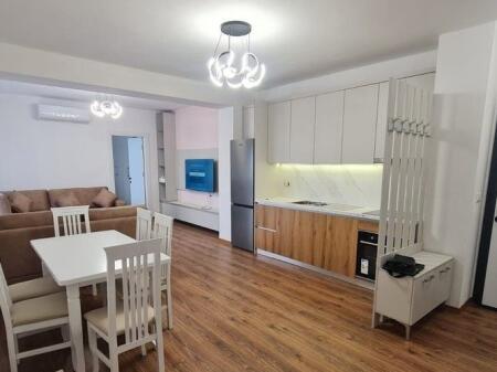 Appartamento 2+1+2 con posto auto in affitto a Kodrën e Diellit 2 – 109 m²