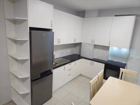 Apartment 2+1 for rent in Kamez