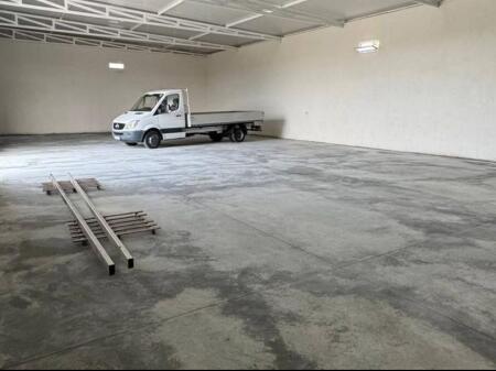 MAGAZZINO IN AFFITTO 350 M2 KAMEZ 100.000 LEKE
