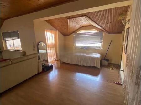 AFFITTASI IL SECONDO PIANO DI UNA VILLA A BRRYL! 550 € /Mese