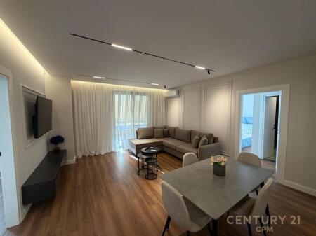 For rent apartment 2+1+2 at Hoxha Tahsim