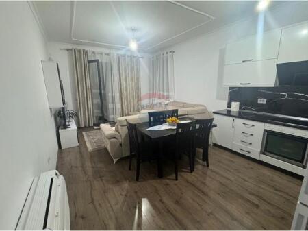 APARTAMENT 2+1+2 PER SHITJE NE KINOSTUDIO