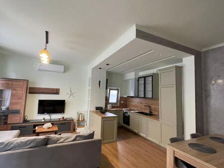  APPARTAMENTO IN AFFITTO 2+1+2 VILA ZOGUT DURRES