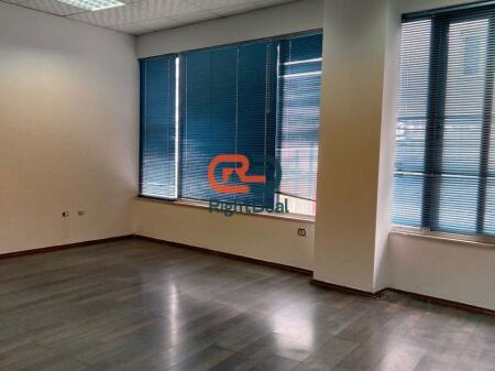 Near the Paris Municipality, Office Space for Rent with Perfect Location!!