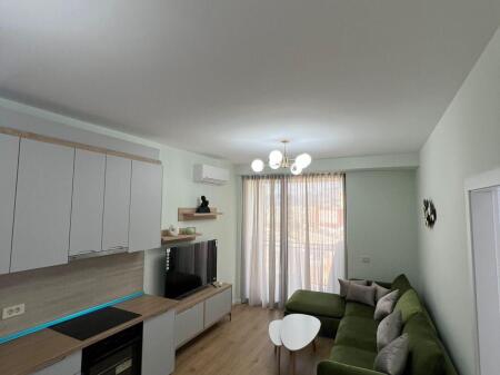 Appartamento in affitto – Golden Tower, Via Mine Peza, Tirana Prezzo: 90000 Leke/mese