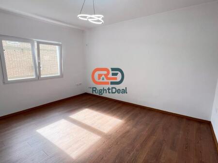 Tek Rruga Bardhyl, Shitet Apartament 2+1 i Investuar !!!