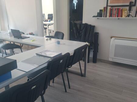 AMBIENTE PER UFFICI IN AFFITTO MYSLYM SHYRI