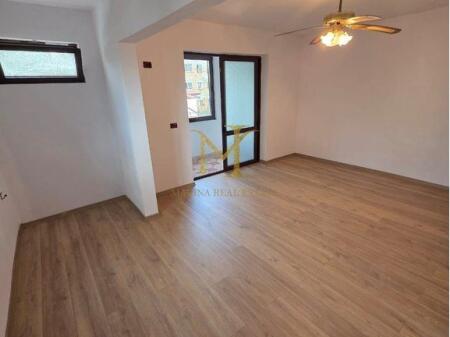 SHITET APARTAMENT 2+1+2 BALLKONE , PRANE PALLATIT TE SPORTIT !