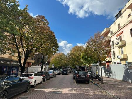  Locale in Affitto – Ish-Bllok