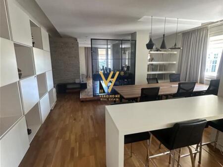 UFFICIO 140 M2 IN AFFITTO A BLLOK 3.800 EURO