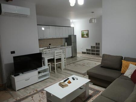 APPARTAMENTO 2+1 IN AFFITTO NEL CENTRO DI TIRANA!