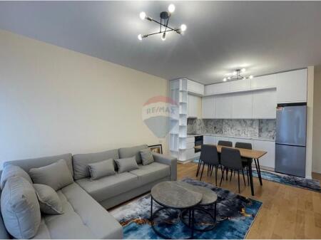 Appartamento - In Affitto - Piazza Karl Topia, Tirana