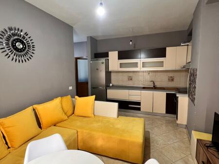 Appartamento 1+1 in vendita ad Astir, Via Astrit Losha