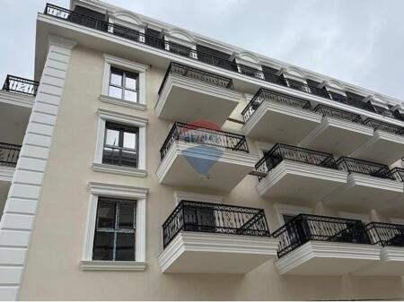 APARTAMENT 2+1+2 PER SHITJE TE TIRANA PORTA E RE