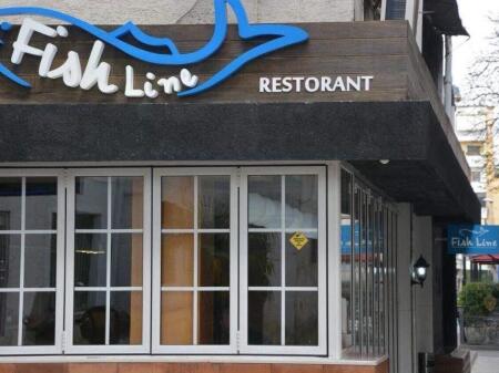  RISTORANTE IN AFFITTO – VICINO ALLA STRADA “DURRËSIT”, DI FRONTE ALLA SCUOLA “QEMAL STAFA”, ADIACENTE ALL'HOTEL ELER