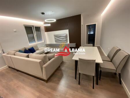 Jepet me qera apartament 2+1 tek Liqeni i Thate prane Radisson (ID 42111200)
