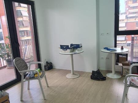 AMBIENTE UFFICIO IN AFFITTO IN VIA KAVAJA