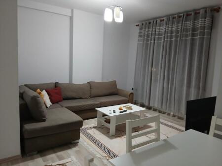APPARTAMENTO 2+1 IN AFFITTO NEL CENTRO DI TIRANA!