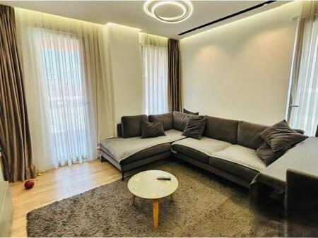 APPARTAMENTO IN VENDITA VICINO A ZOGU I ZI! 199.000 €