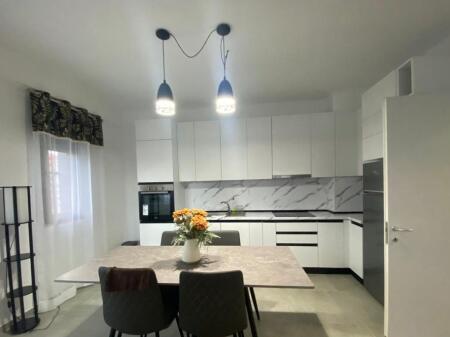 Oasis Residence – Appartamento Moderno 2+1+2 in Affitto