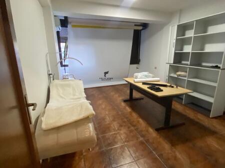 UFFICIO IN AFFITTO 106 M2 MYSLYM SHYRI 800 EURO