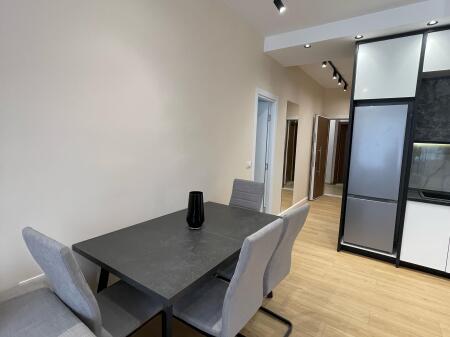  Shitet Apartament 2+1+2 Tualete – Rruga Dritan Hoxha