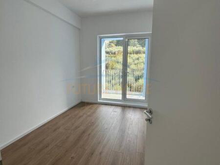 In vendita, Appartamento 1+1, OXA, Fresku, Tirana