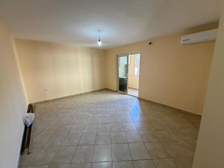 Apartment for rent 1+1 Petro Nini