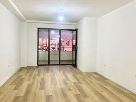 OFFICE FOR RENT 98 M2 5 MAY 500 EURO