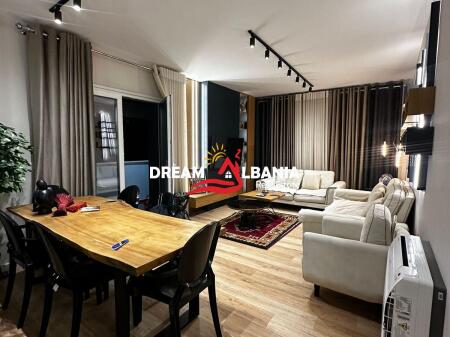 Jepet me qera apartament luksoz 2+1+Post parkimi tek Kodra e Diellit (ID 42215042)