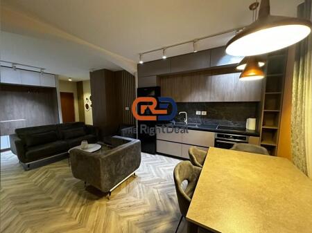 Ne Zonen e Bllokut, Shitet Apartament 2+1, Totalisht I Investuar !!