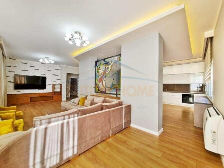 Rent, Apartment 4+1+2 Paris Commune, Tirana